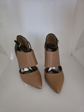 Coach Two-Tone Tan and Black Pointed Strap Heels